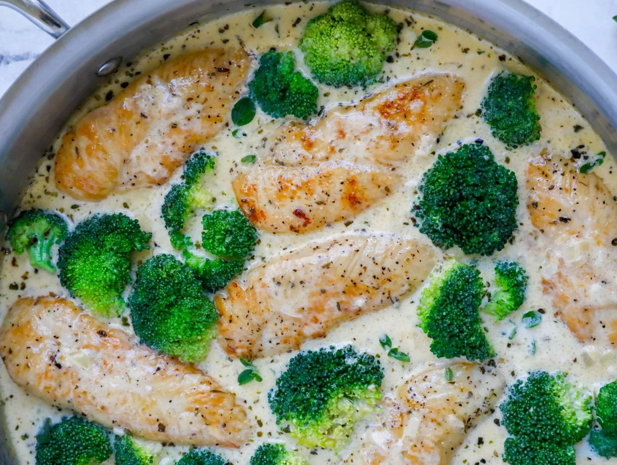 Easy Creamy Chicken and Broccoli Skillet Recipe Details