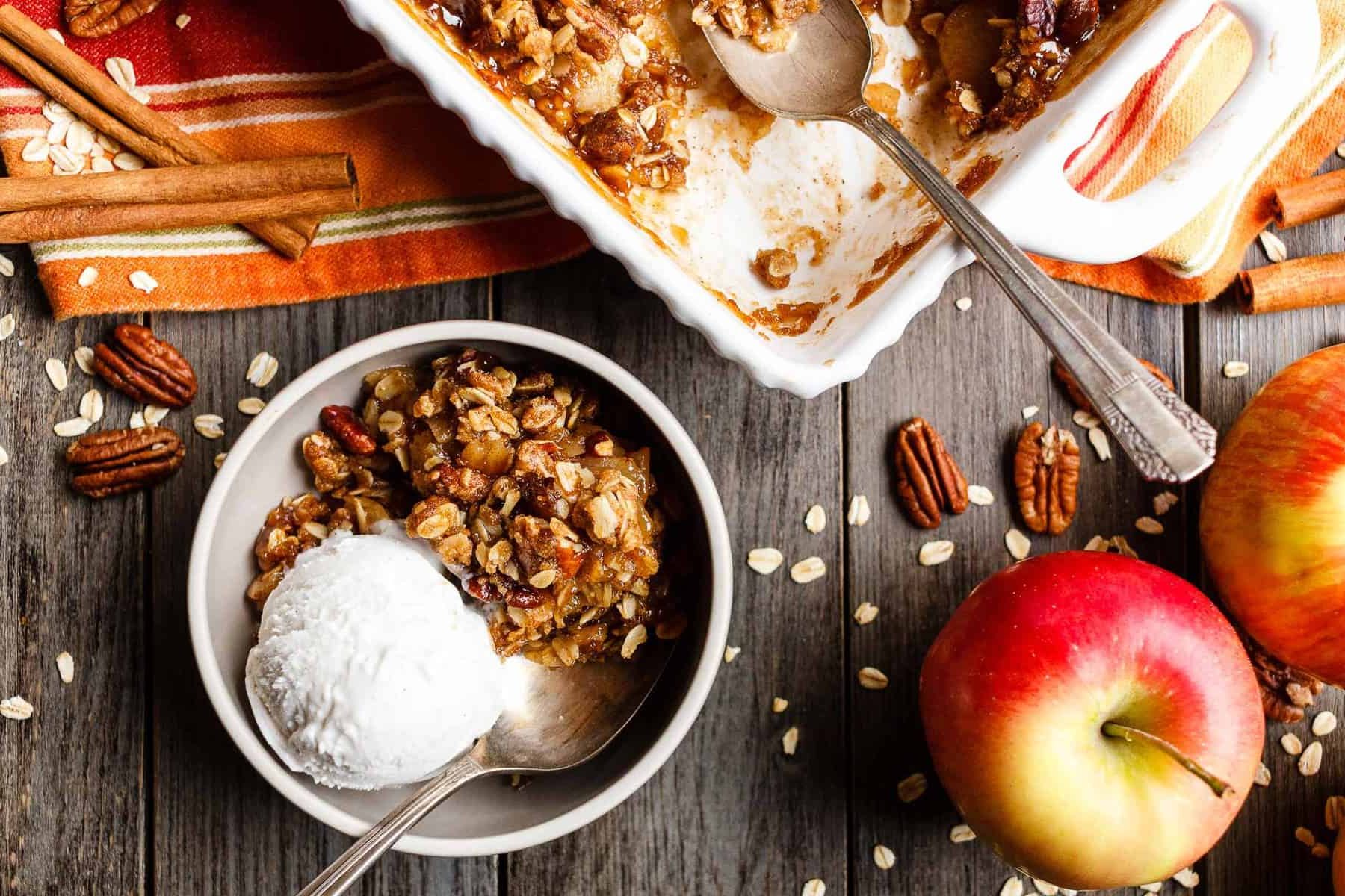Easy Oatmeal Apple Crumble {Vegan} Recipe Details